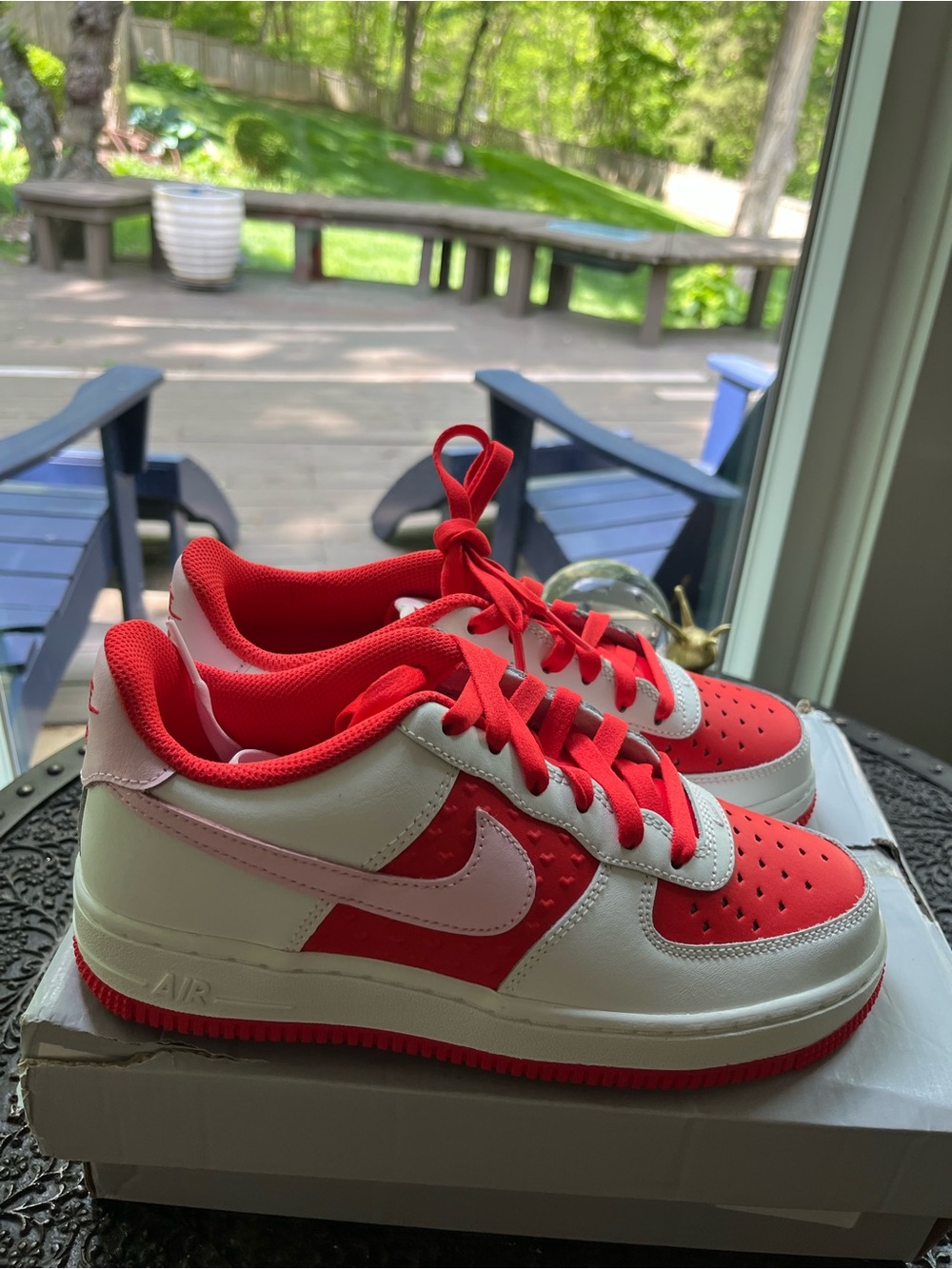 💕HTF NIKE AIR FORCE 1 VALENTINE’S DAY LIMITED EDITION SNEAKERS 5.5 Y 7 38 EU - Picture 9 of 15